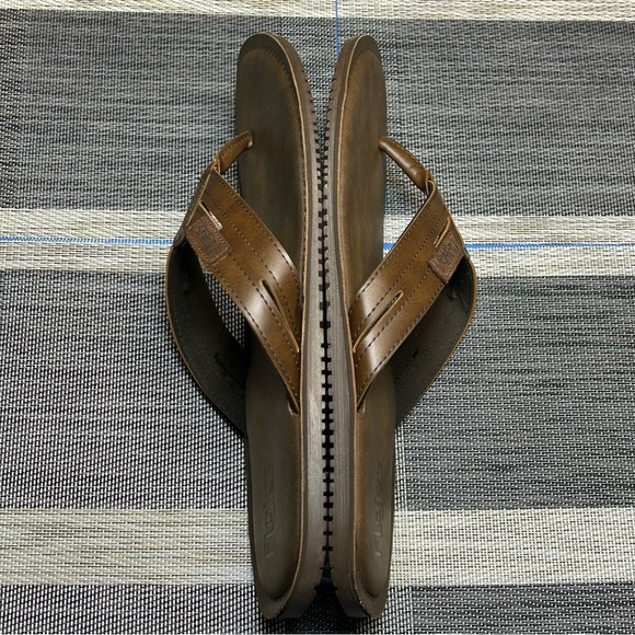 Flojos Men’s Thong Slip On Comfort Slippers Flip-Flop Size 12M - Picture 9 of 17